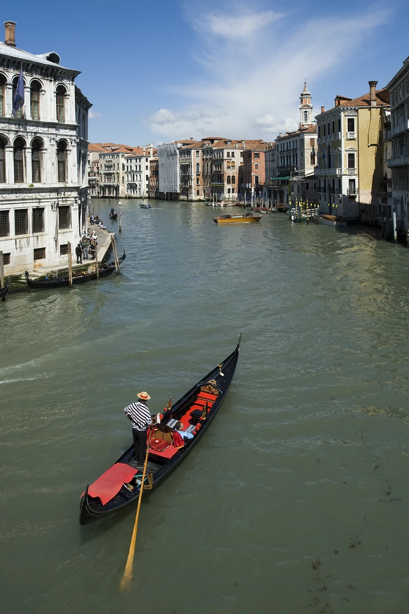 Gondel auf dem Canal Grande in Venedig