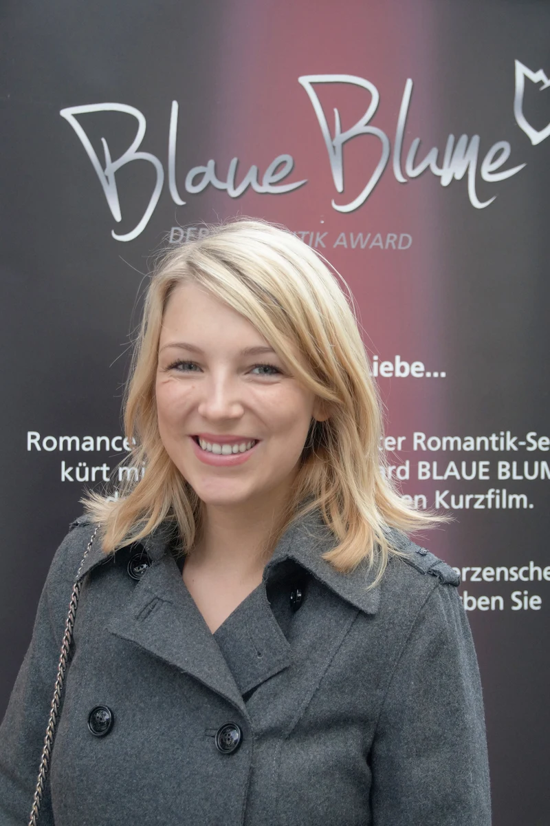Iris Mareike Steen als Lilly Seefeld bei der Verleihung des Kurzfilmpreises Blaue Blume 2016