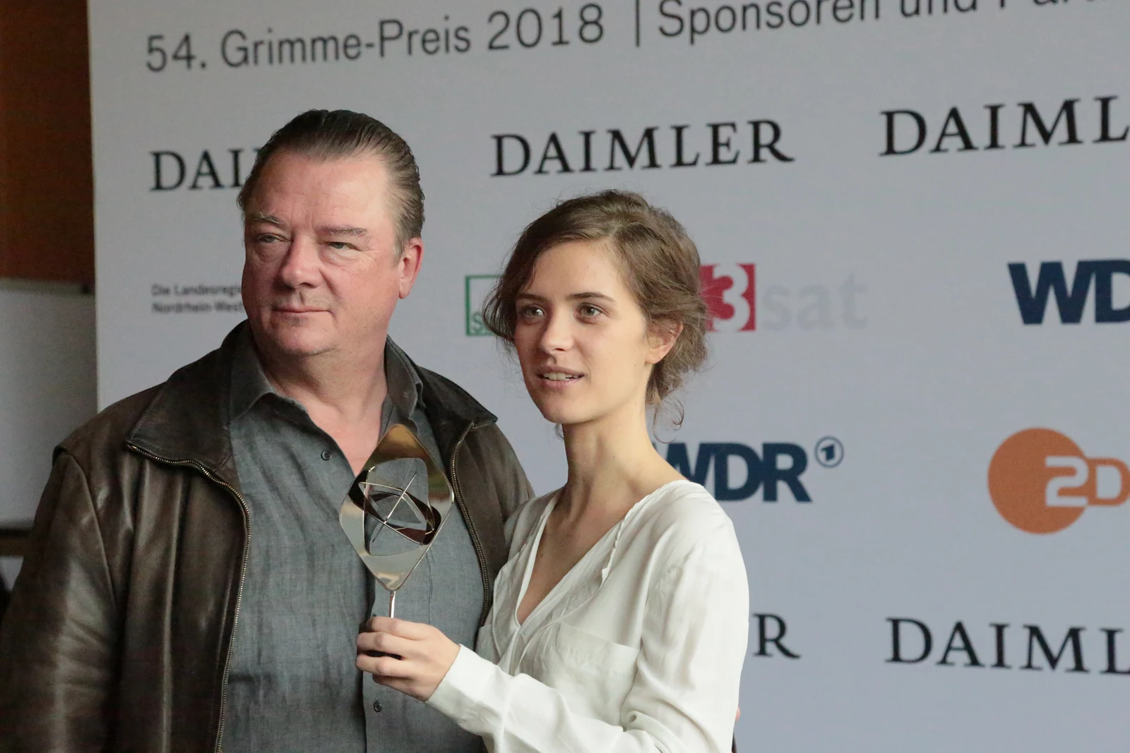 Liv Lisa Fries und Peter Kurth beim Grimme-Preis 2018 in Marl