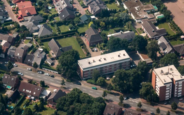 Blick über Wohnhäuser und Gärten in Bocholt