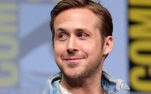 Ryan Gosling lächelnd bei der San Diego Comic-Con 2017