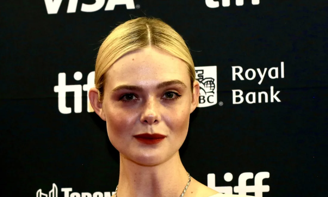 Elle Fanning bei der Vorführung von Sentimental Value beim Toronto International Film Festival 2025