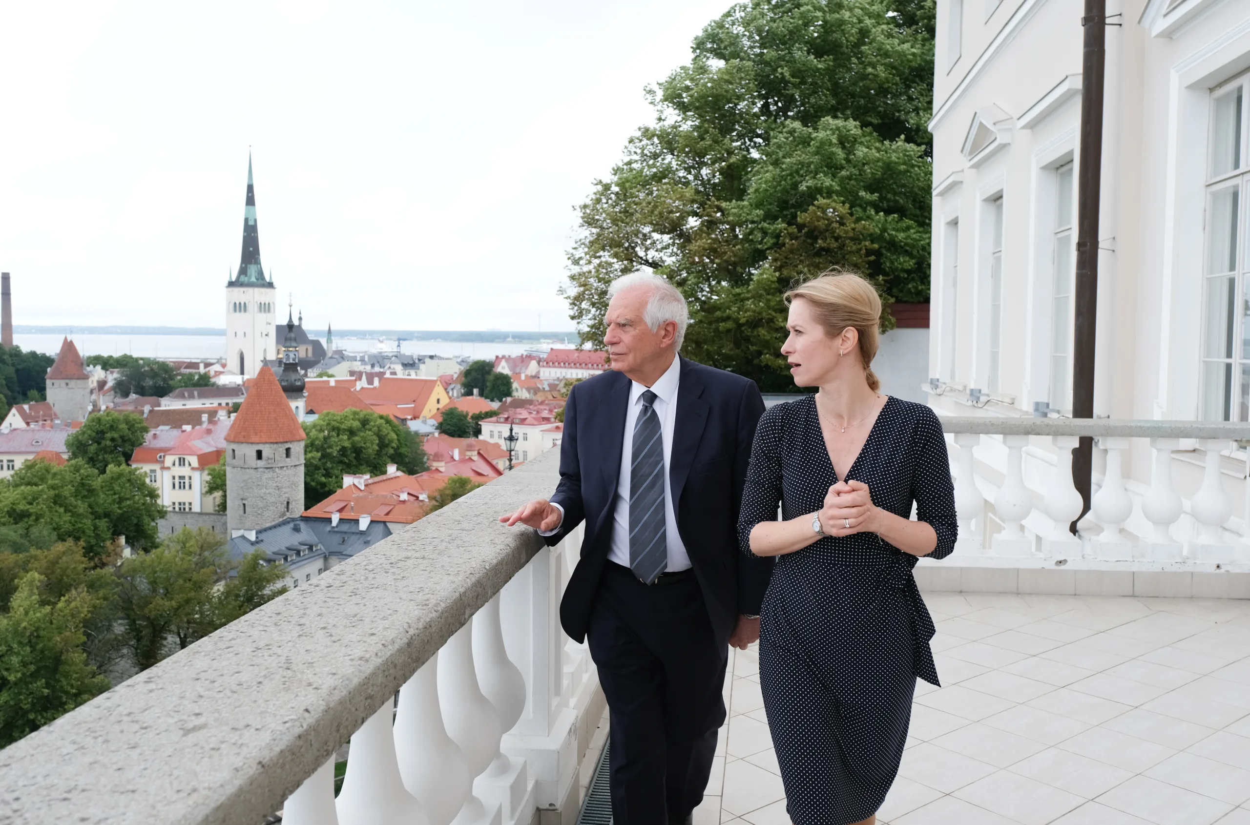 Kaja Kallas mit Josep Borrell 2024 in Tallinn, Estland