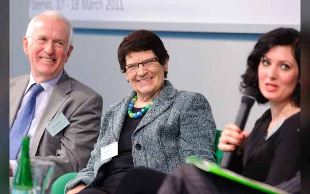 Rita Süssmuth bei einer Veranstaltung der Heinrich-Böll-Stiftung im März 2011