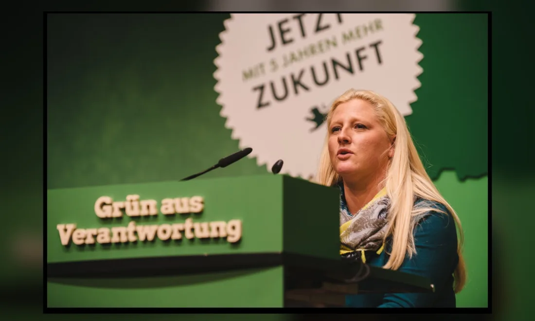 Stephanie Aeffner Tod: Stephanie Aeffner spricht am Rednerpult