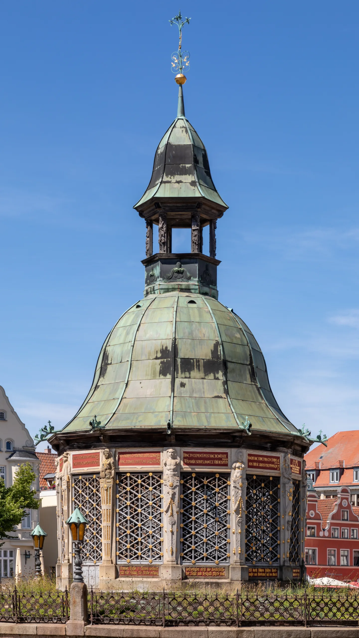 Wasserkunst auf dem Marktplatz in Wismar